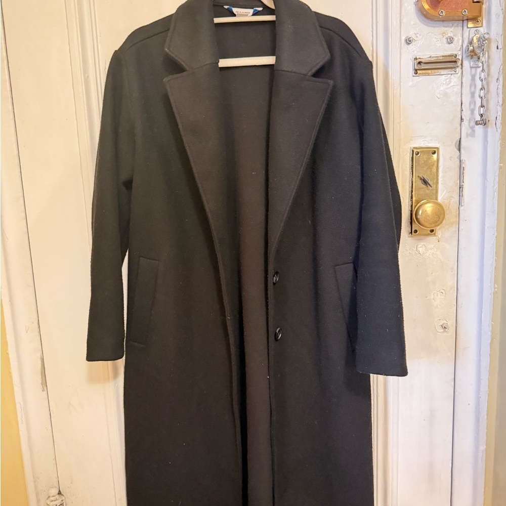 Classic Black Women’s Trenchcoat